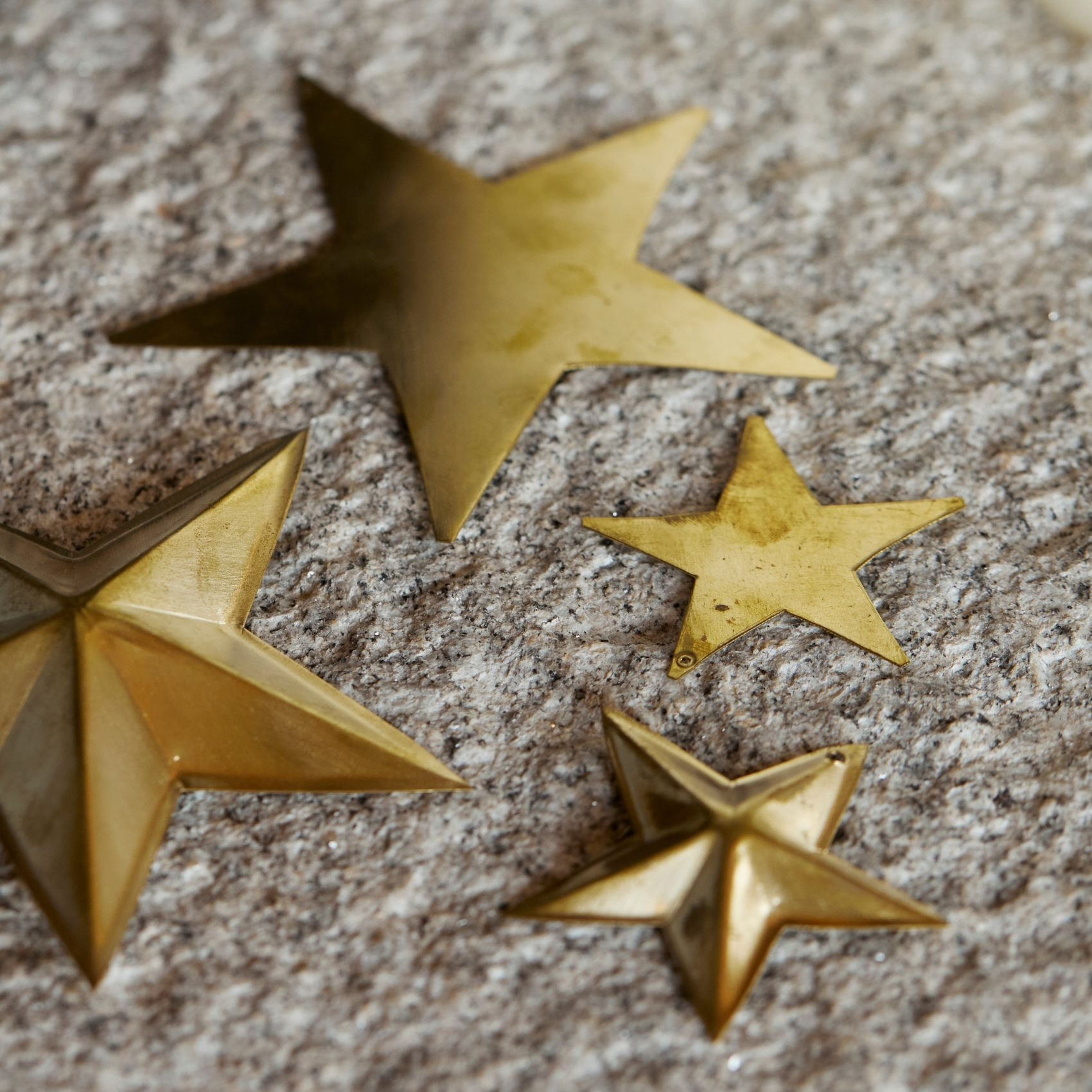 Déco étoile plate en laiton - Doré