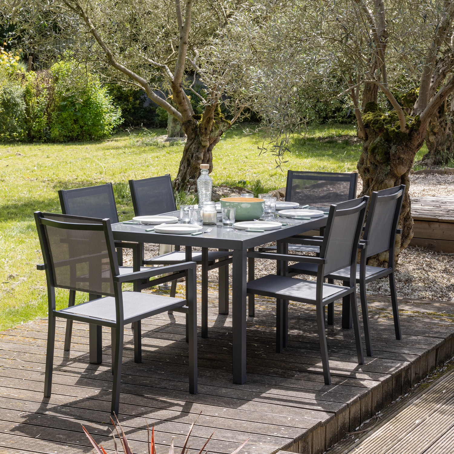 Salon de jardin BERGAMO en textilène gris 6 places - aluminium anthracite