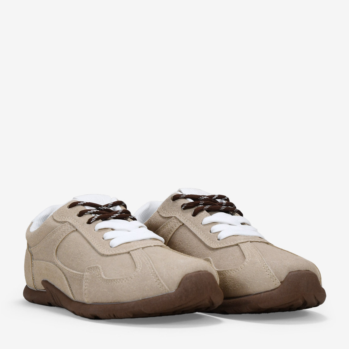 Zapatillas deportivas beige con cordones