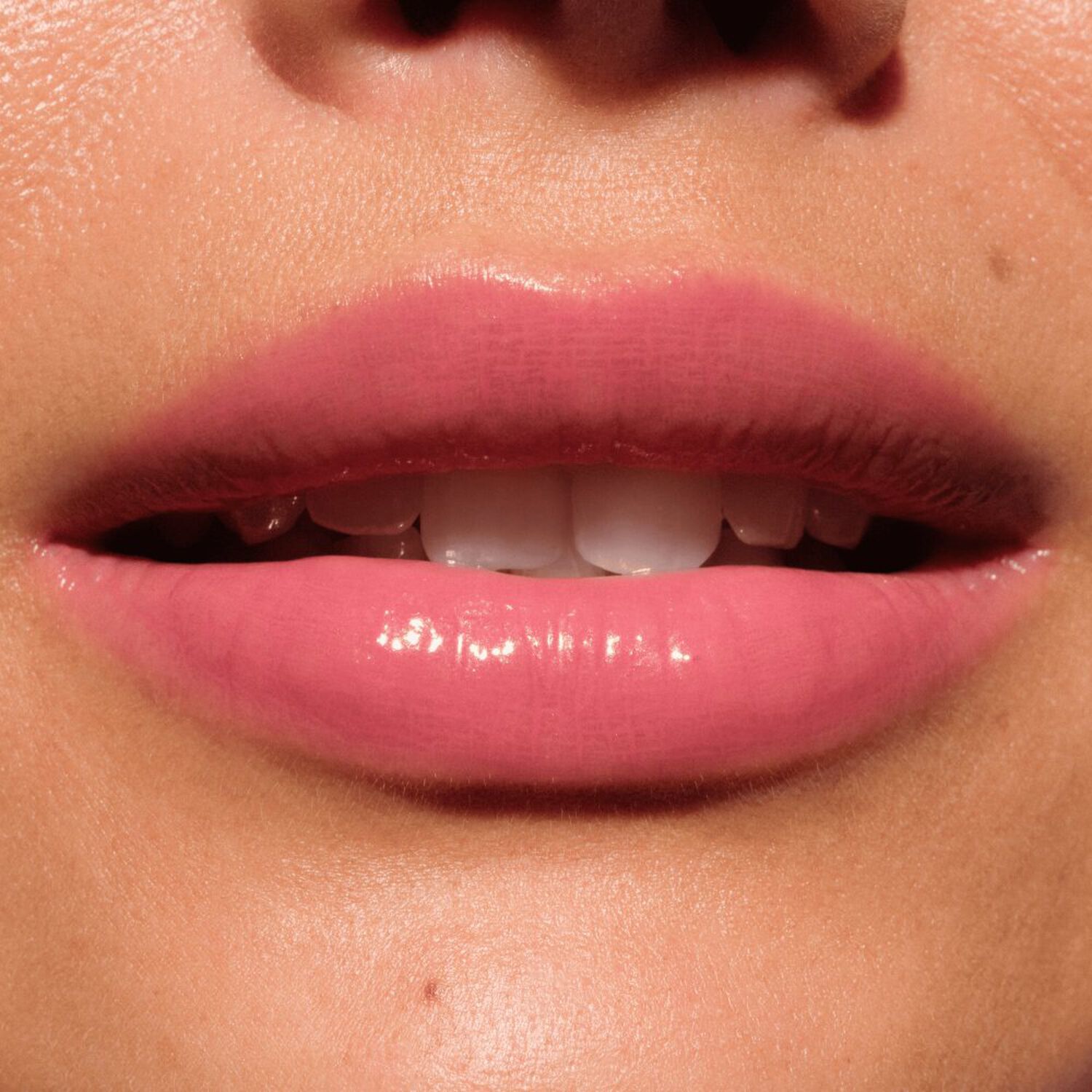 Butter Drippin' Glossy Lip Balm - Baume à Lèvres Brillant Hydratant
