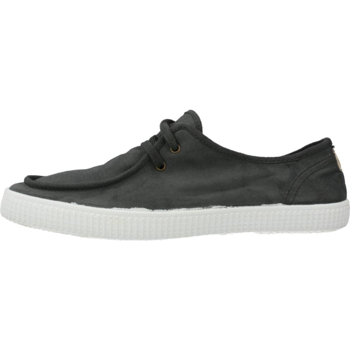 SNEAKERS VICTORIA 116601V