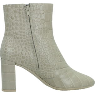 Botines Mujer de la marca GEOX  modelo D36QPE 00040 BEIS
