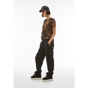 Pantaloni joggers cropped in felpa invernale tinta in capo