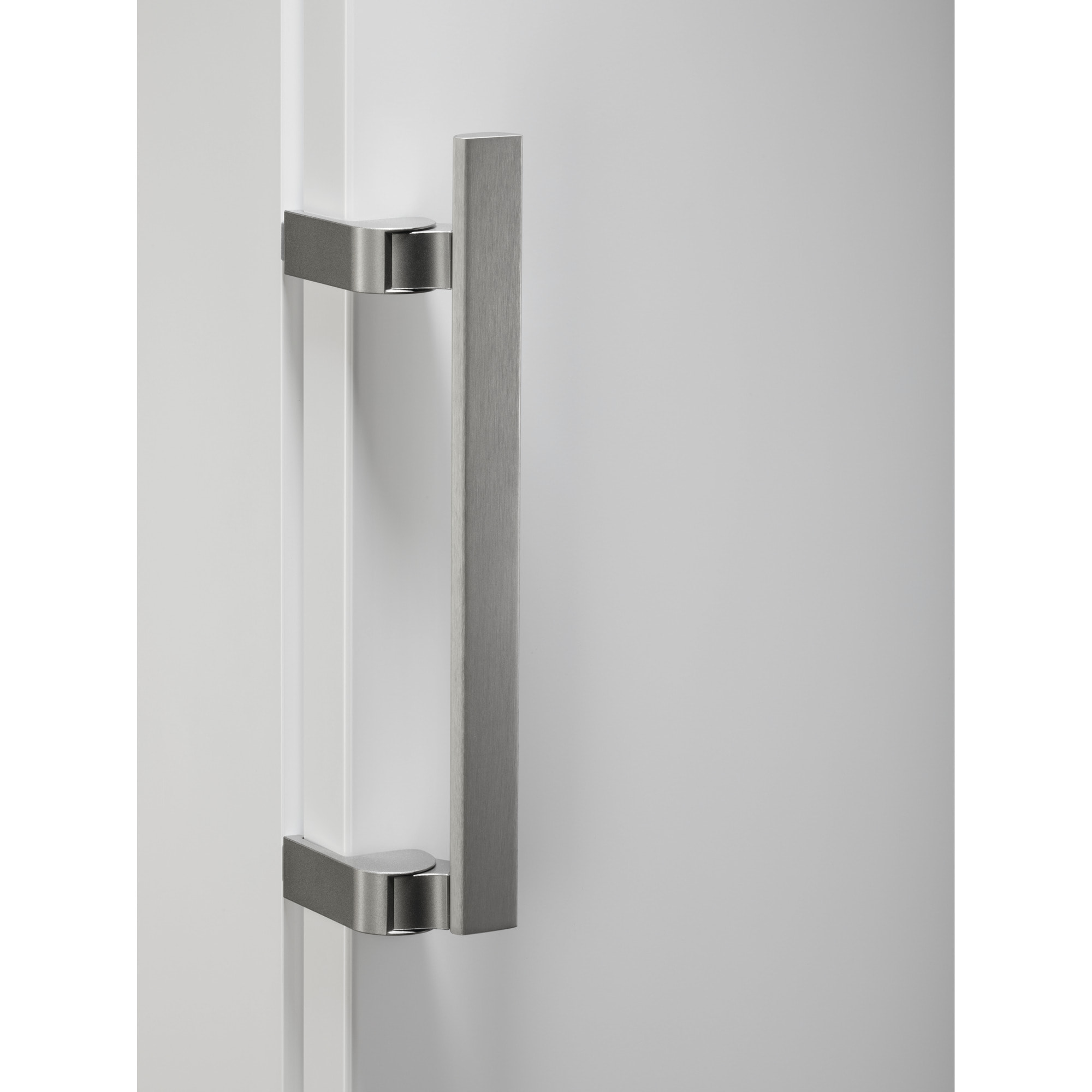 AEG Frigorífico 1 puerta de libre instalación de 1860 mm ORK7M391EW | Reacondicionado