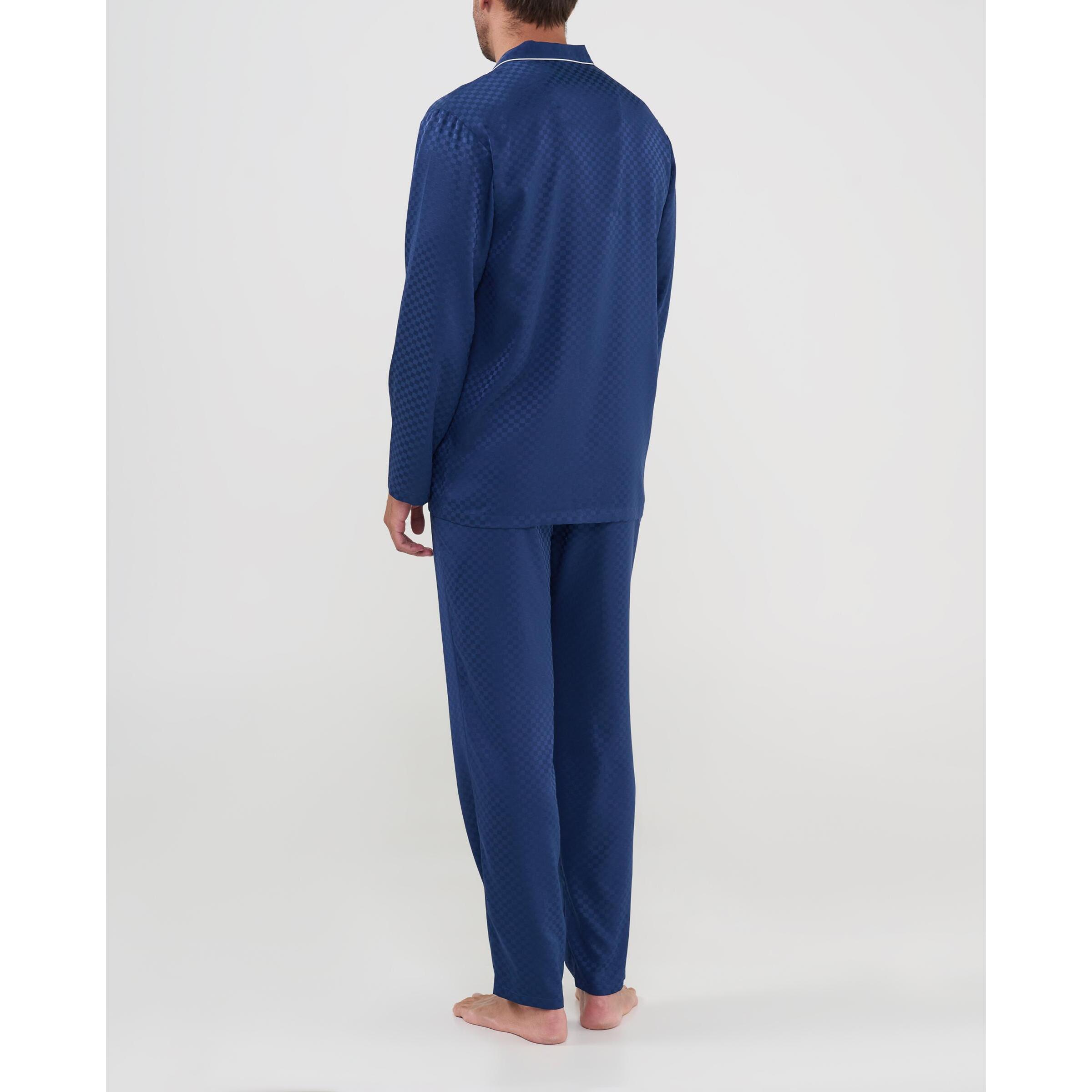 Pijama hombre tejido jaquard cuadritos, abierto con botones, con bolsillos de plastón, manga larga y pantalón largo