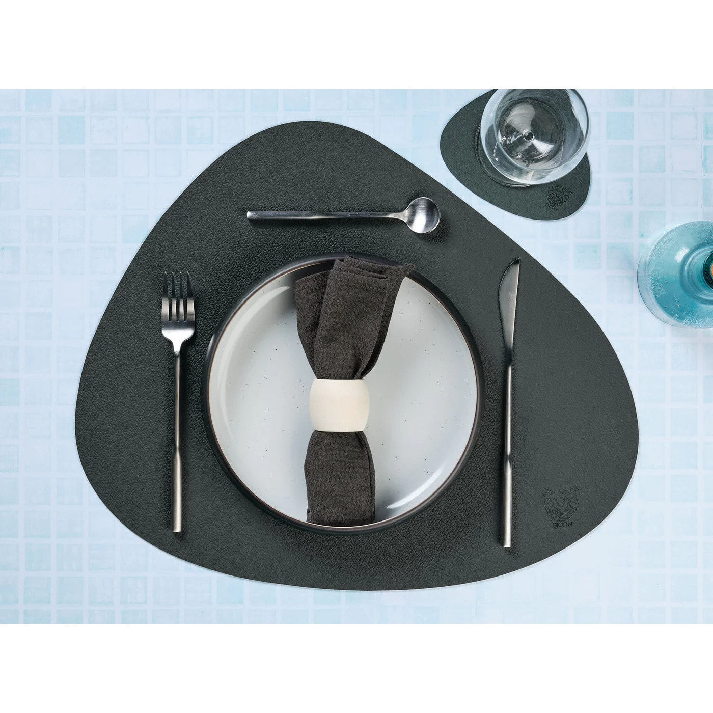 Sous-verre curve réversible - 6 pièces - Cuir recyclé bleu nuit et gris anthracite