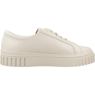 Sneakers de  Mujer de la marca CLARKS  modelo MAYHILL WALK Beige