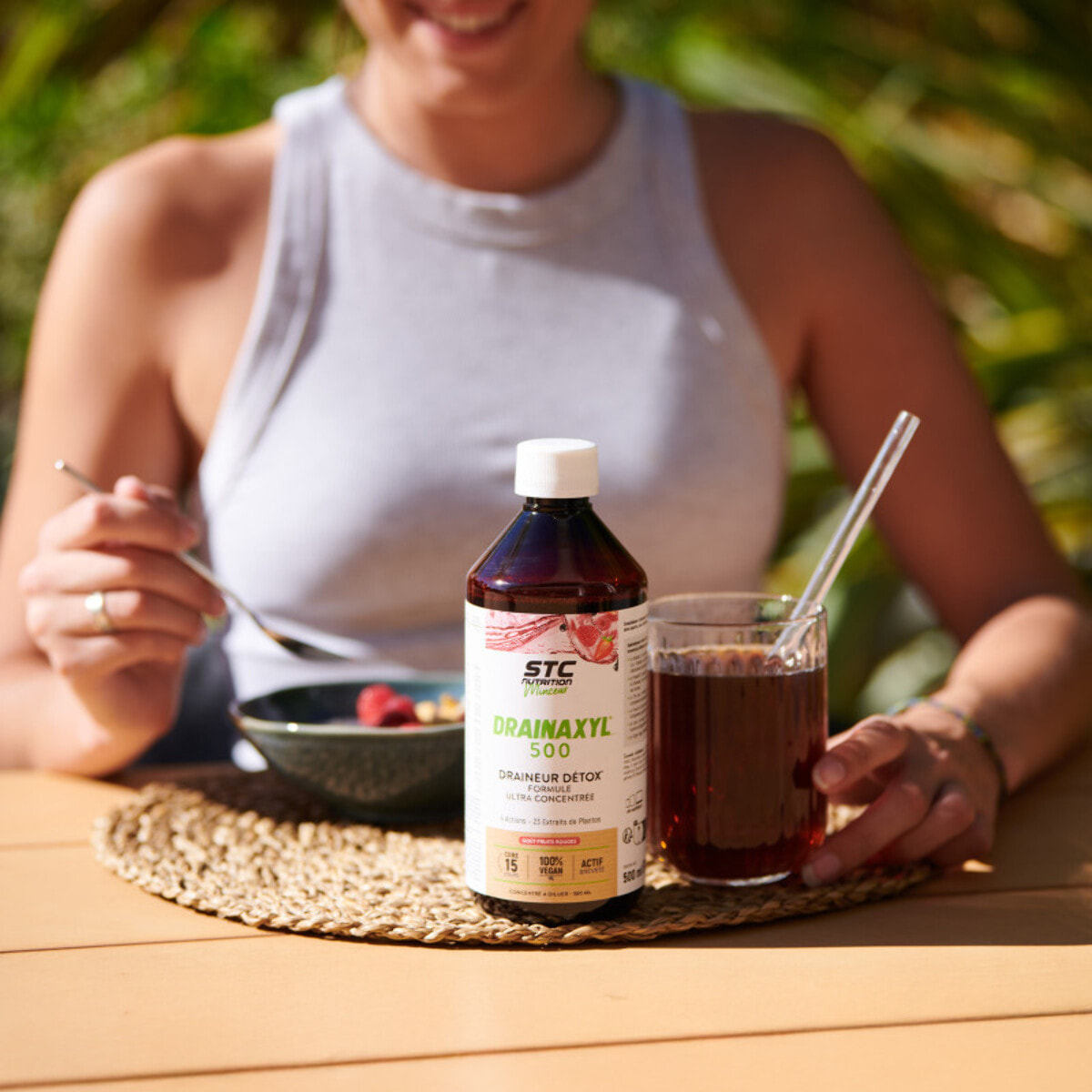 STC NUTRITION - Drainaxyl 500 - 4 actions : Brûle-graisses, Digestion ventre plat, Circulation jambes légères, Drainant, Détoxifiant - 23 Extraits de plantes dont Elim'Real® - Goût fruits rouges - 500ml - Lot de 3