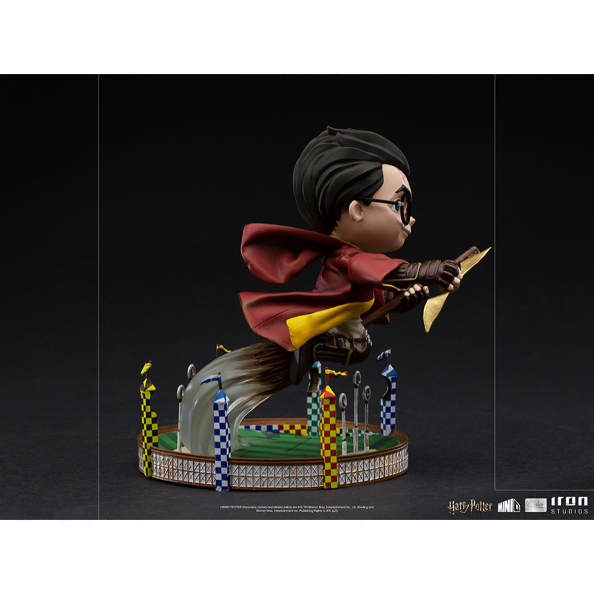 Harry Potter MiniCo Statua Harry alla Partita di Quidditch 13 cm Iron Studios