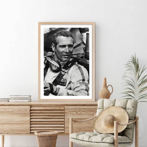 Affiche scène de film Paul Newman dans Indianapolis, 1969 Affiche + cadre en bois - Chêne