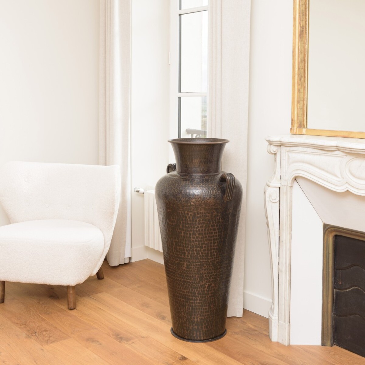 HONORE - Vase aluminium avec anses 45cmx1m couleur cuivre noir antique