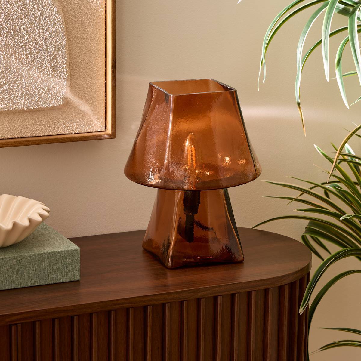 Lampe champignon Elita H.26cm en verre ambre