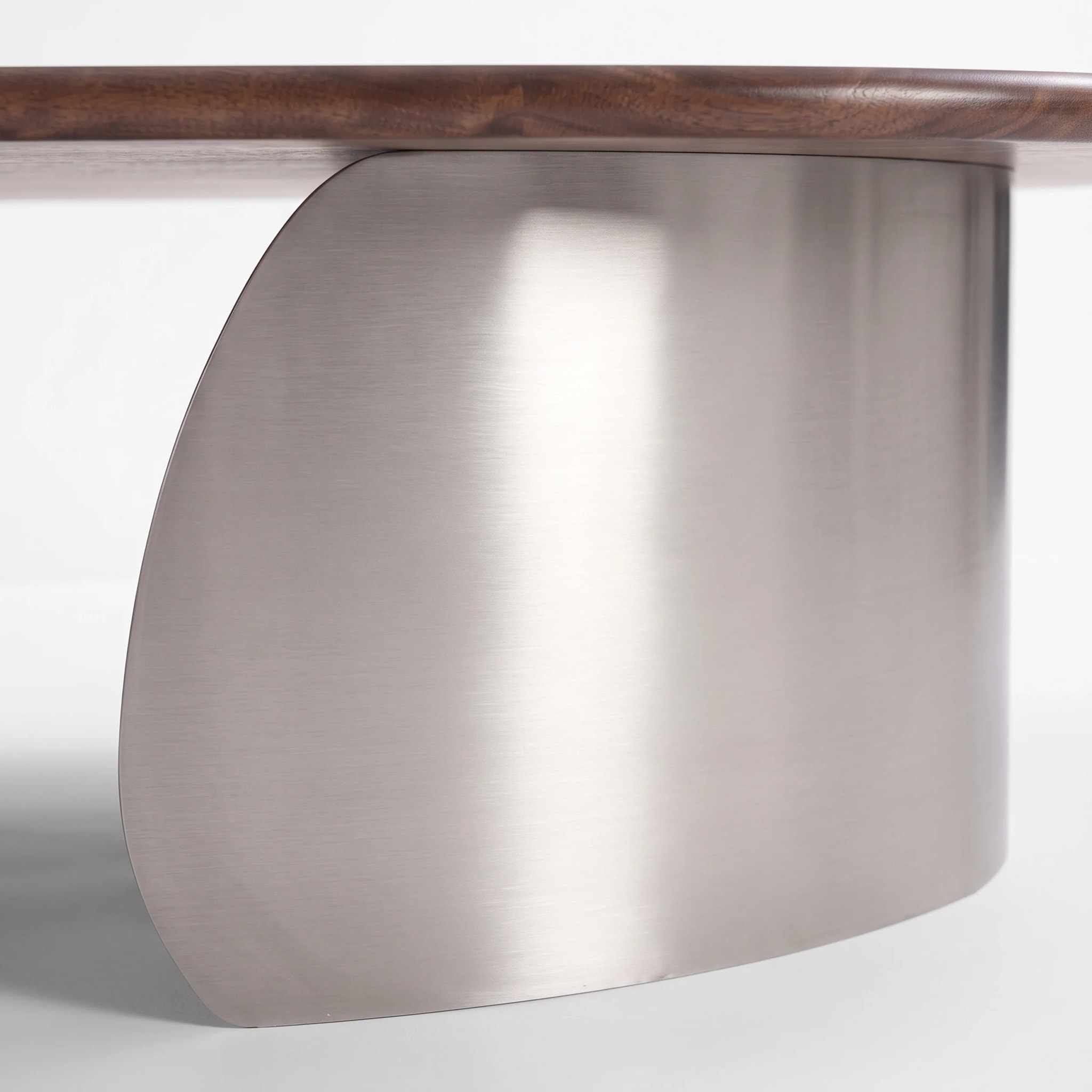 Table basse en bois de manguier marron foncé et métal brossé 120 cm - Selma