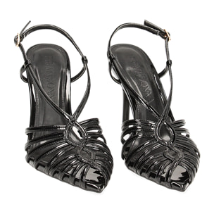 Sandalias de tacón negras de charol