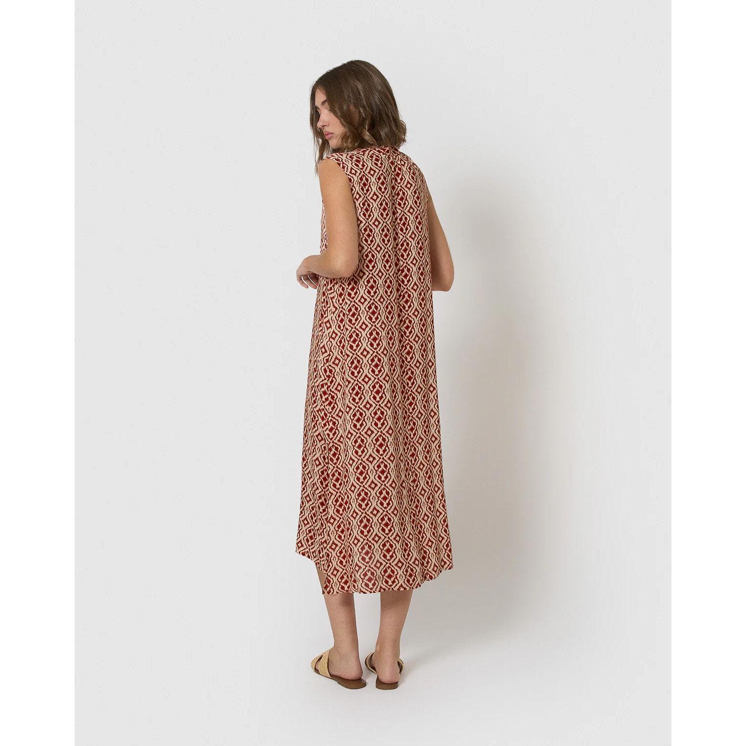 Vestido midi bambula detalles plisados costwolds teja