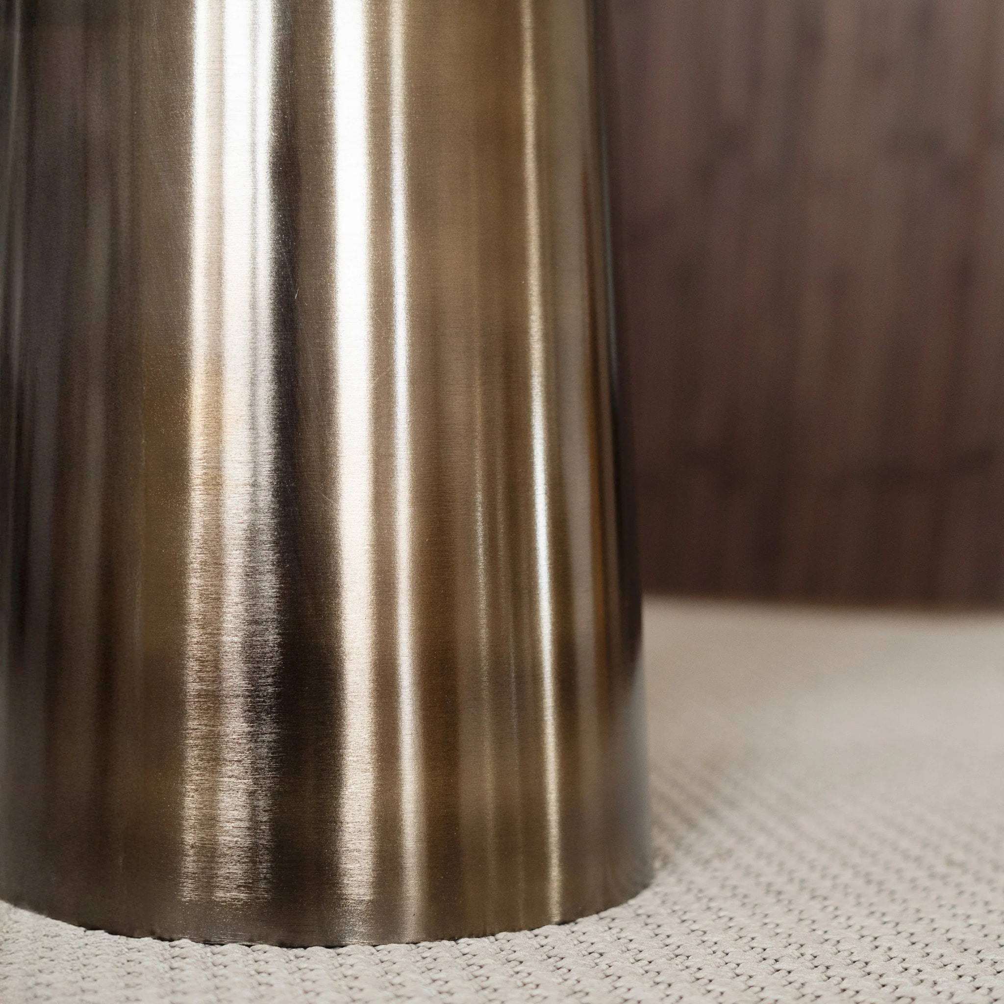 Table d'appoint ronde en métal doré D40 cm - Anouk