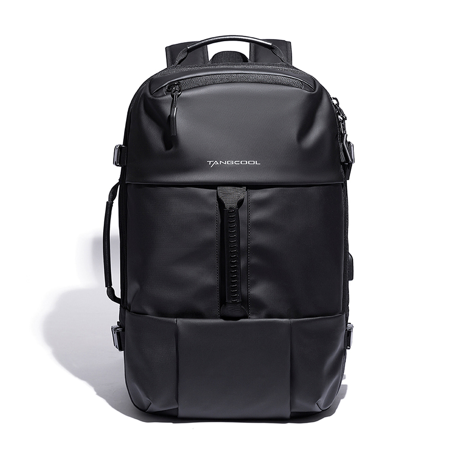 Mochila multi compartimento con capa impermeable. Toma exterior USB. Adaptable a Trolley.