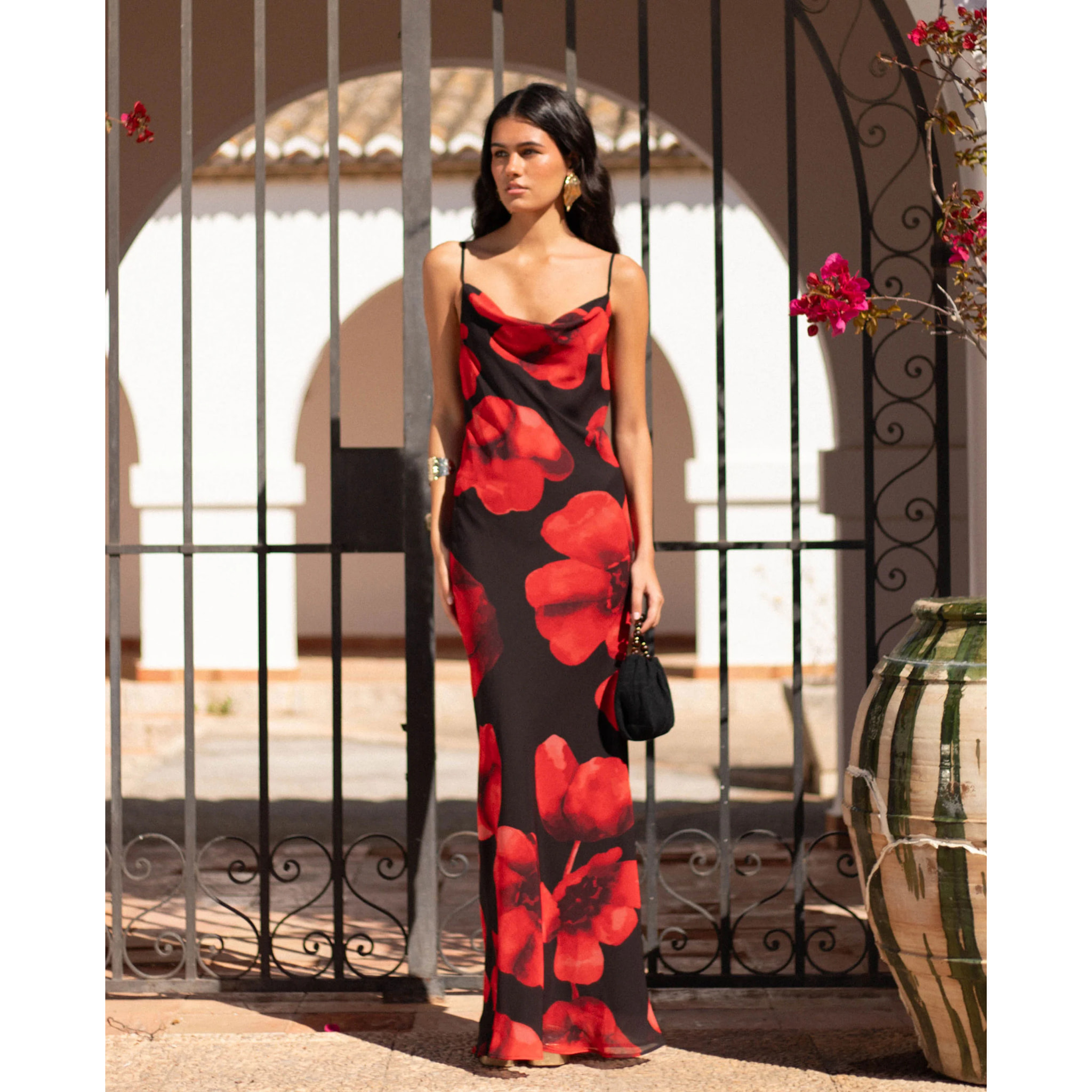 Vestido lencero largo con volante