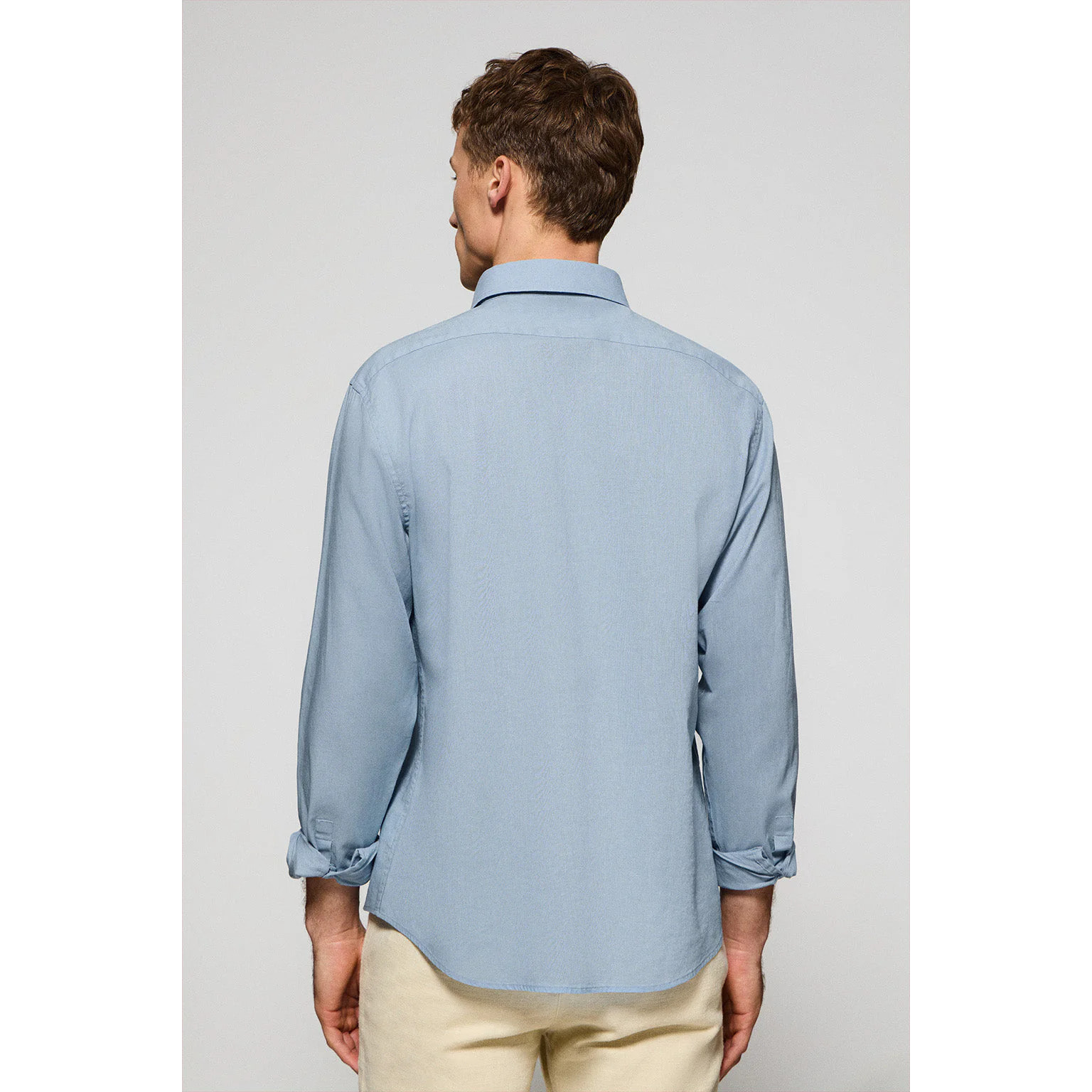 Camicia celeste regular in lino-cotone con ricamo Rigby Go