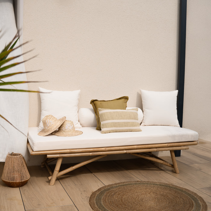 Banquette de jardin en bambou avec matelas blanc - Vadella