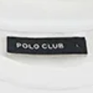 Camiseta blanca de cuello redondo con parche Polo Club