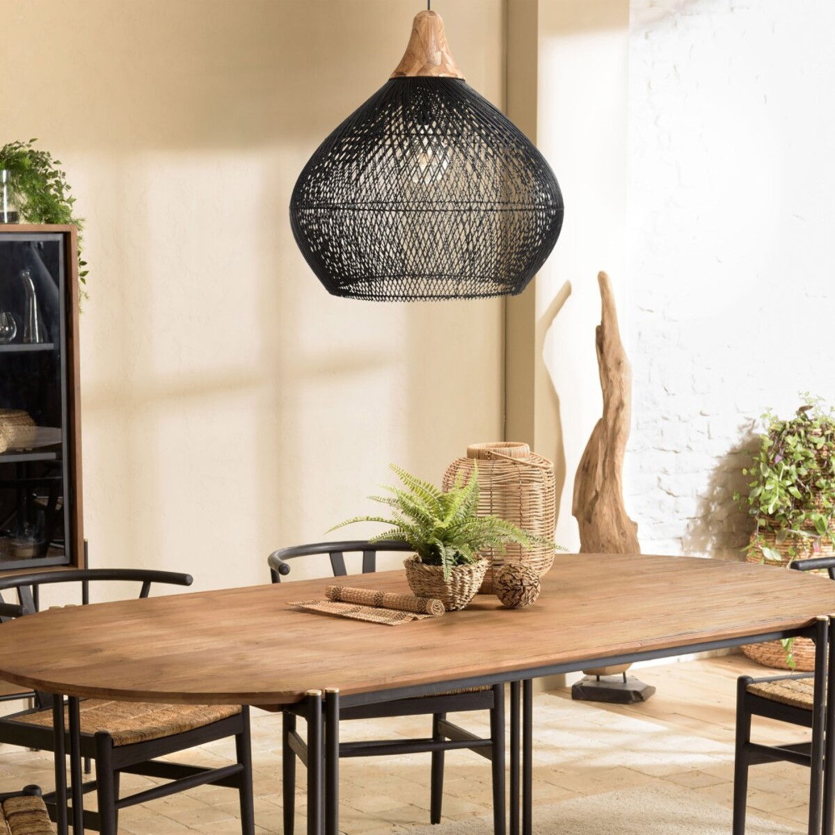 SIXTINE - Suspension 'cloche' 68x68cm en rotin couleur noire et teck