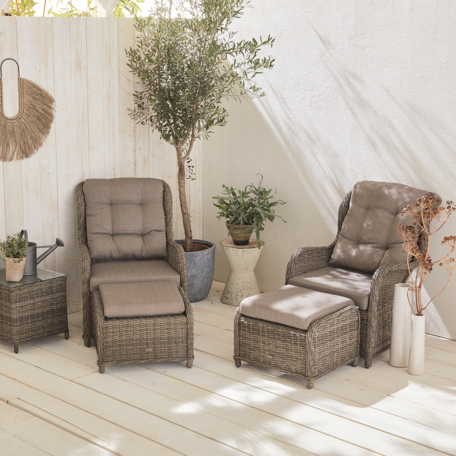 Fauteuil de jardin + repose pieds résine tressée ronde (lot de 2) BARLETTA