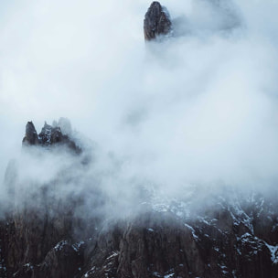 Affiche paysage tempête dans les alpes suisses Affiche sous cadre noir