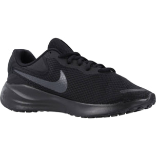 SNEAKERS NIKE REVOLUTION 7