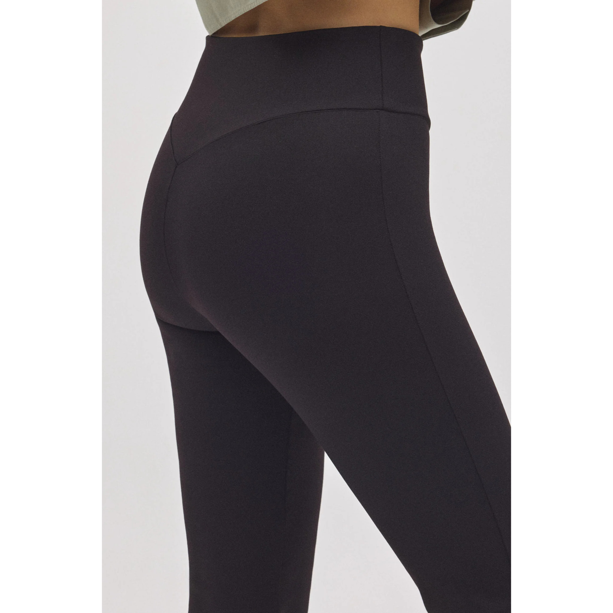 Leggings modellanti svasati effetto push-up neri