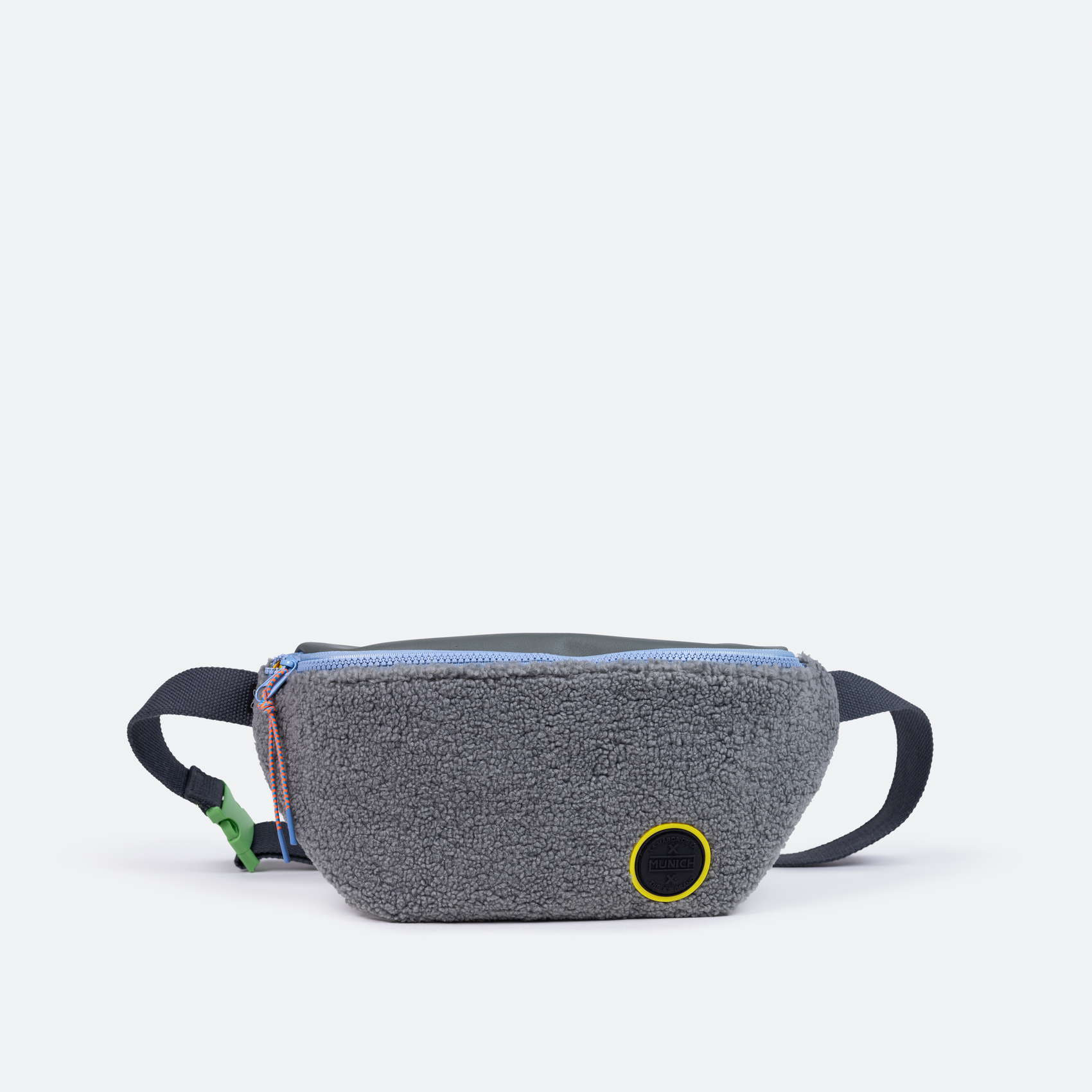 DEEP FW24 FANNYPACK AQUA