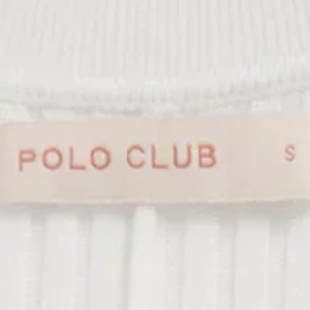 Vestido plisado color crudo sin mangas con logo Polo Club