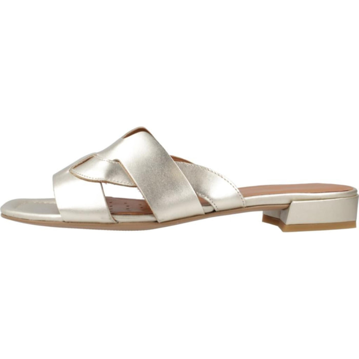 Sandalias Mujer de la marca GEOX  modelo D NEW ERAKLIA 15 ORO