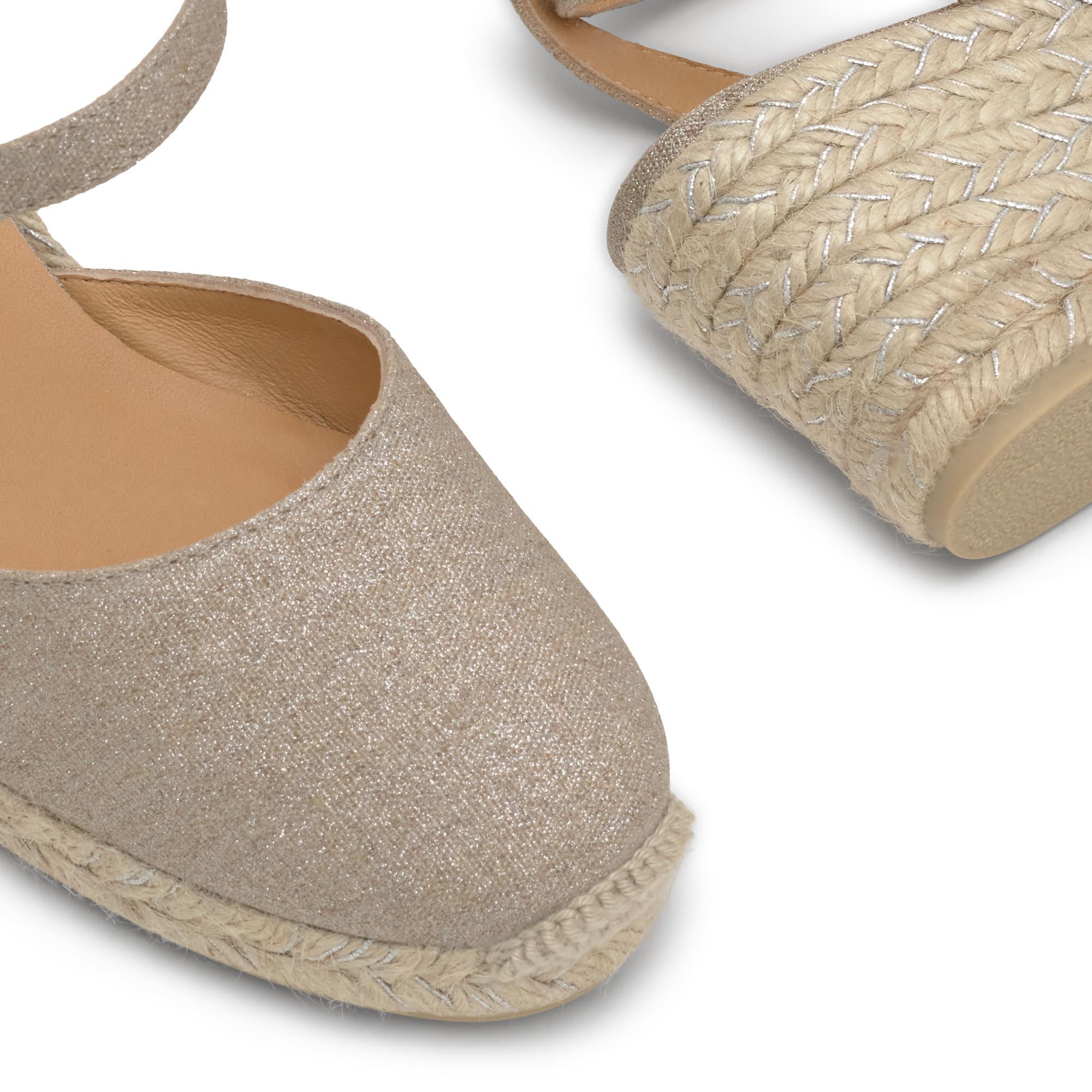 Alpargatas de cuña de mujer Cybil en lino metalizado con cierre de pulsera