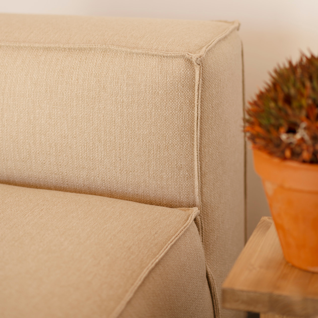 Fauteuil couleur marron beige de 110x90cm Hauteur: 70 Longueur: 110 Largeur: 90