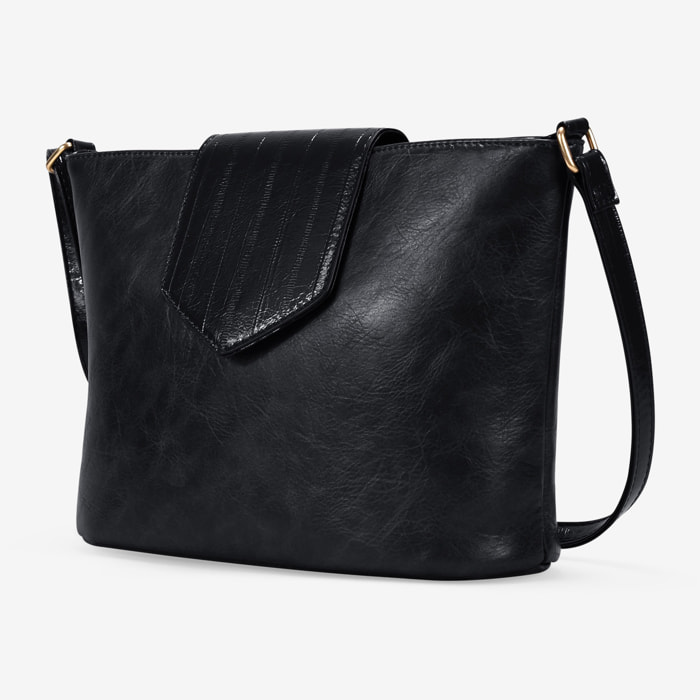 Bolso bandolera negro con solapa