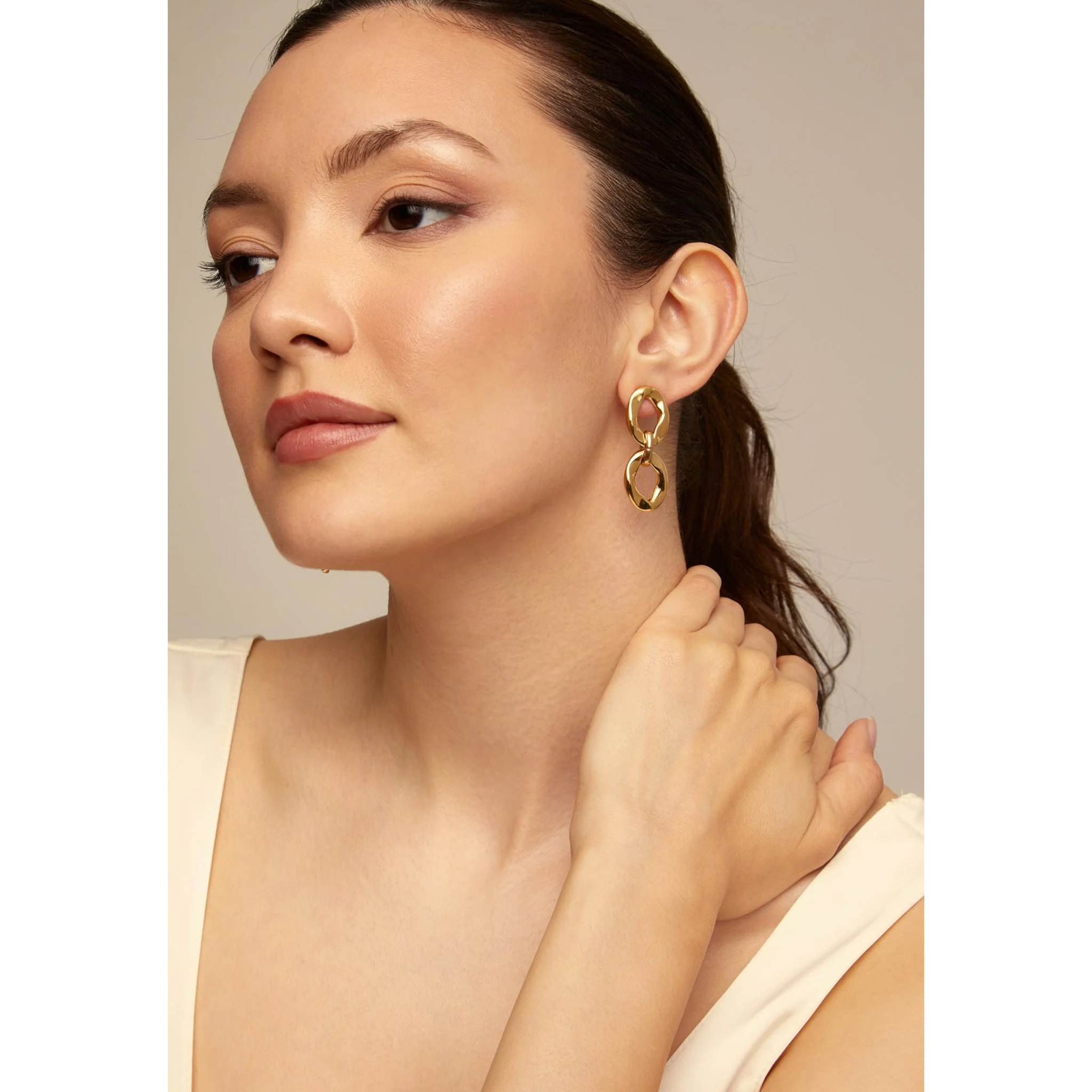 Pendiente Groovy DORADO U