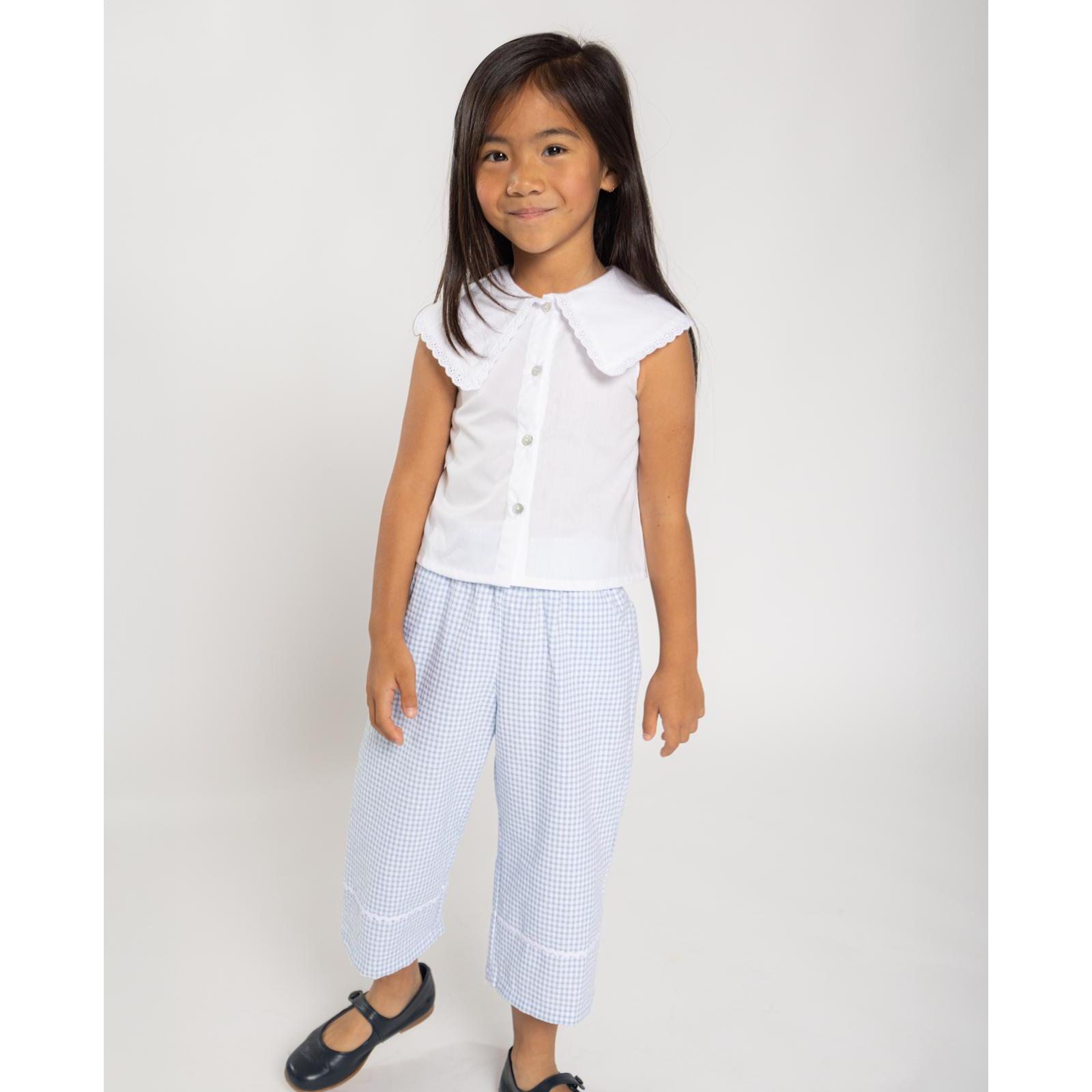 Pantalón largo de cuadros vichy azul. Elastico en la cintura, picunela en el bajo.