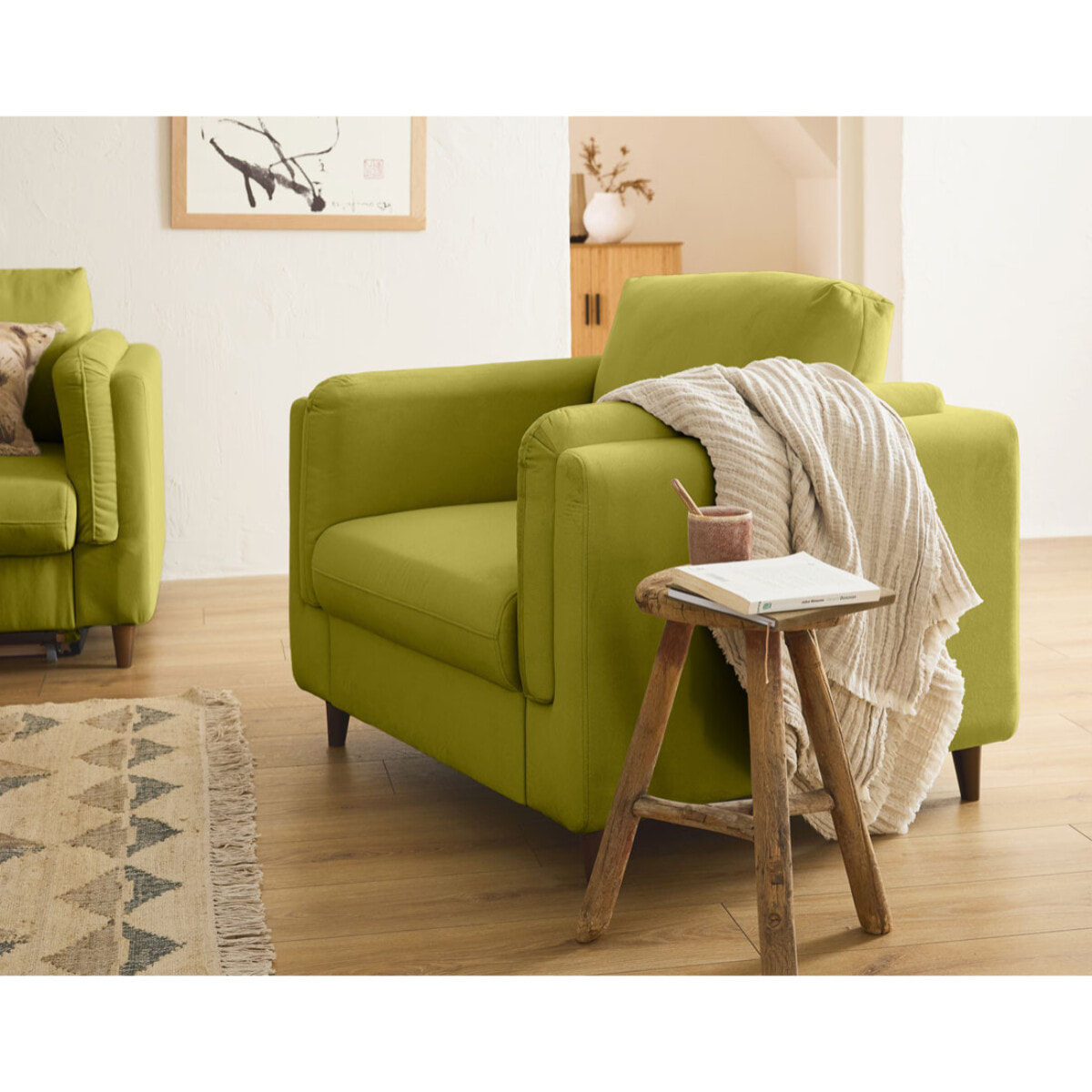 Brooke - fauteuil en velours pieds en bois - Vert Olive