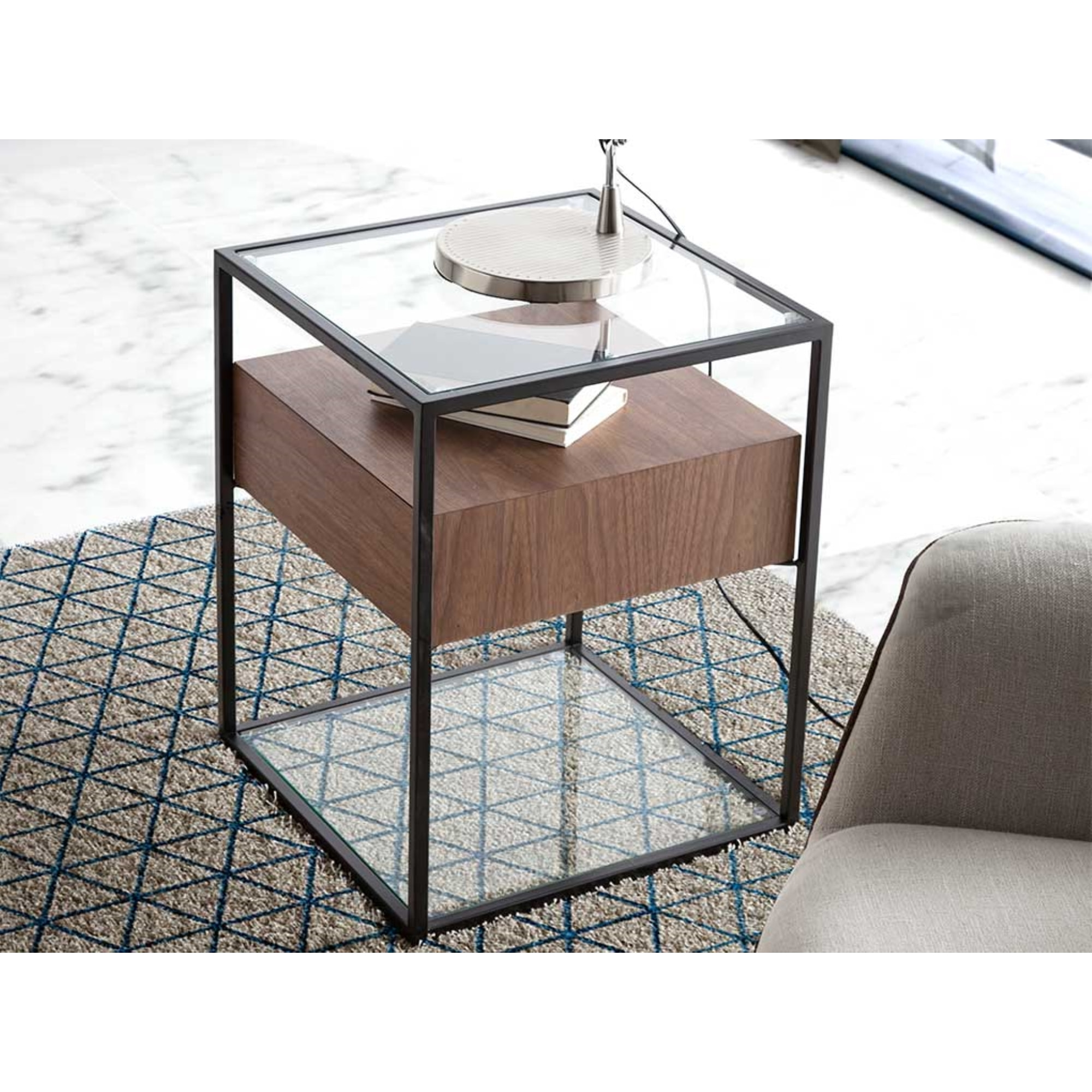 Mesita auxiliar – Nogal, cristal templado y negro