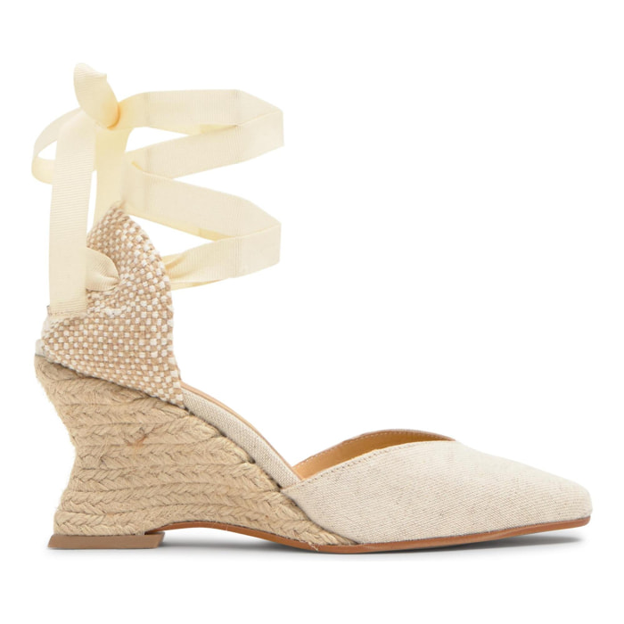 Alpargata Jud cuña de yute geométrica en lino con lazo, escote en V y punta afilada