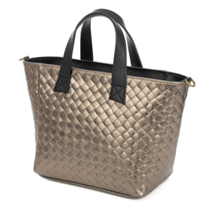 Cassandra borsa tote donna. Pelle scamosciata autentica con incisione intrecciata e lacca lucida.