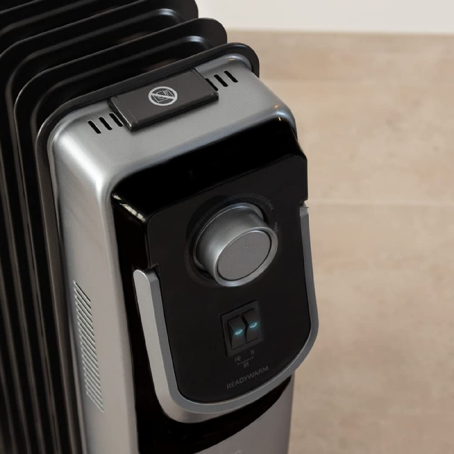 Cecotec Radiateur bain d’huile ReadyWarm 7000 Space 360 Black