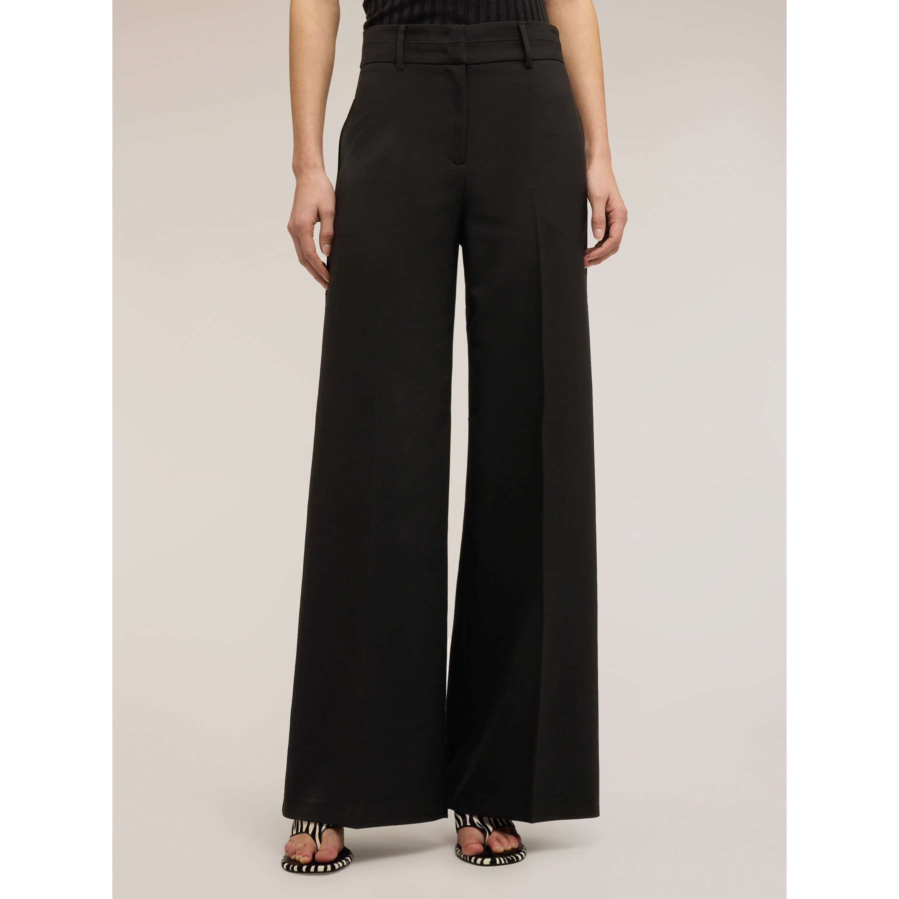 Motivi - Pantaloni palazzo in tessuto armaturato - Nero