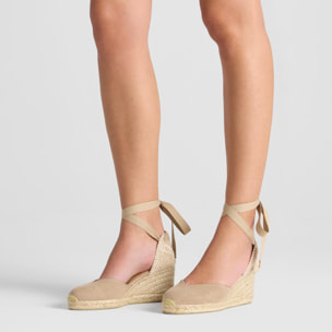 Alpargata con cuña 7 cm en lona de algodón con pala en v y cintas al tobillo