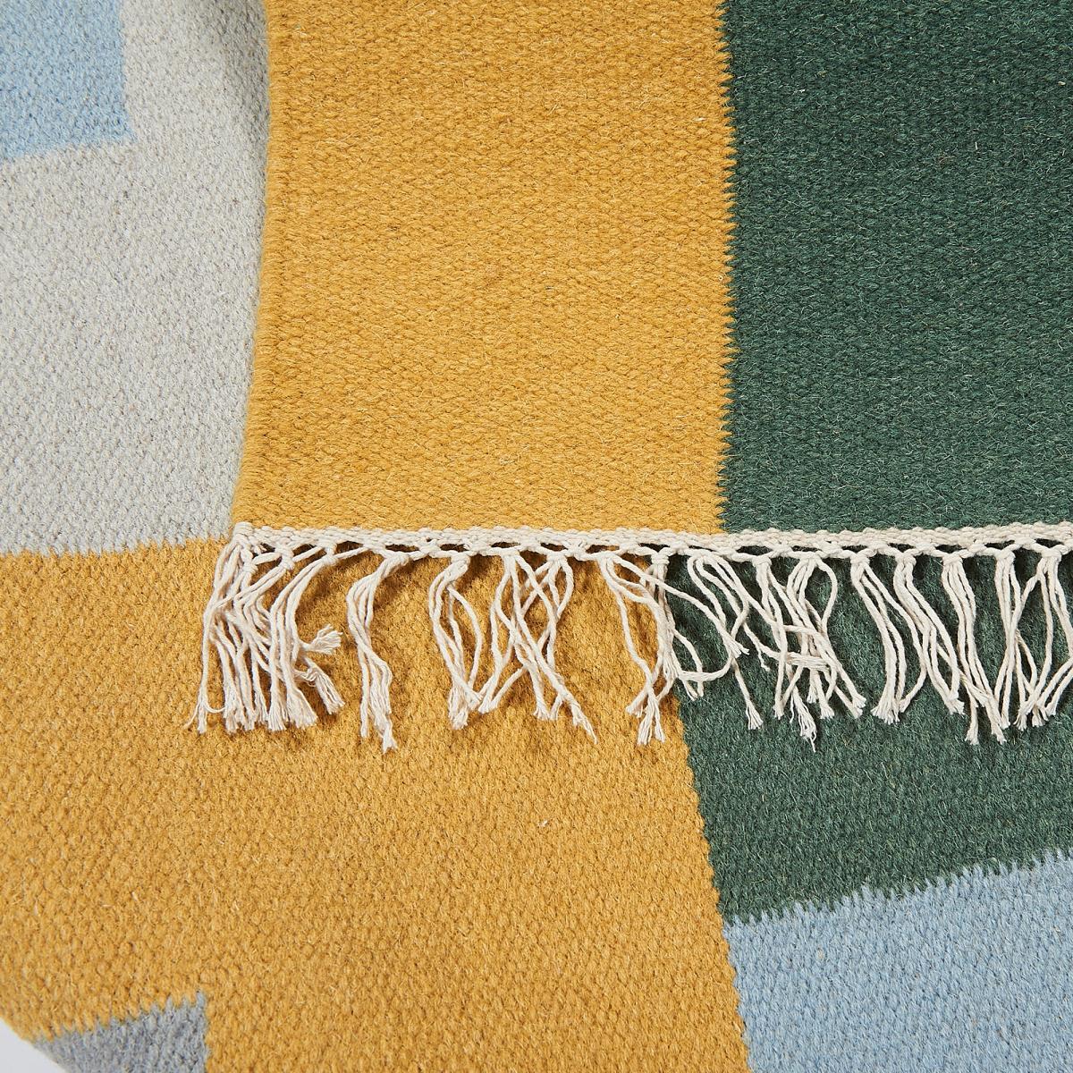 Tapis kilim fait main en laine motif géométrique