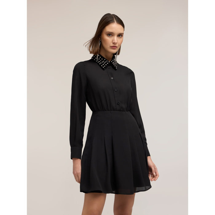 Motivi - Vestido en georgette con cuello bordado - Negro