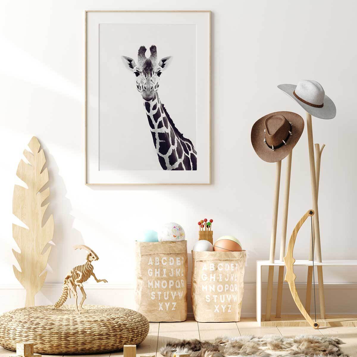 Affiche enfant girafe noire  Affiche + cadre en bois - Chêne