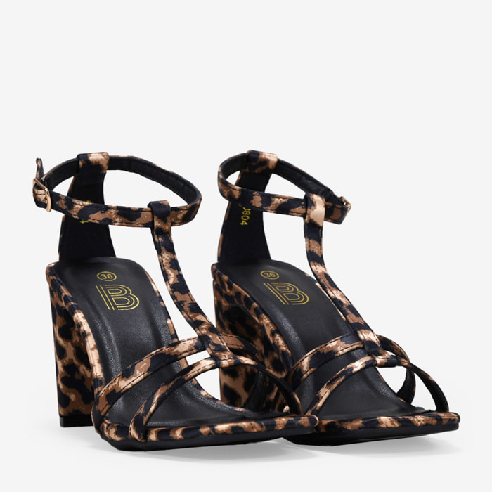Sandalias de tacón leopardo con talonera