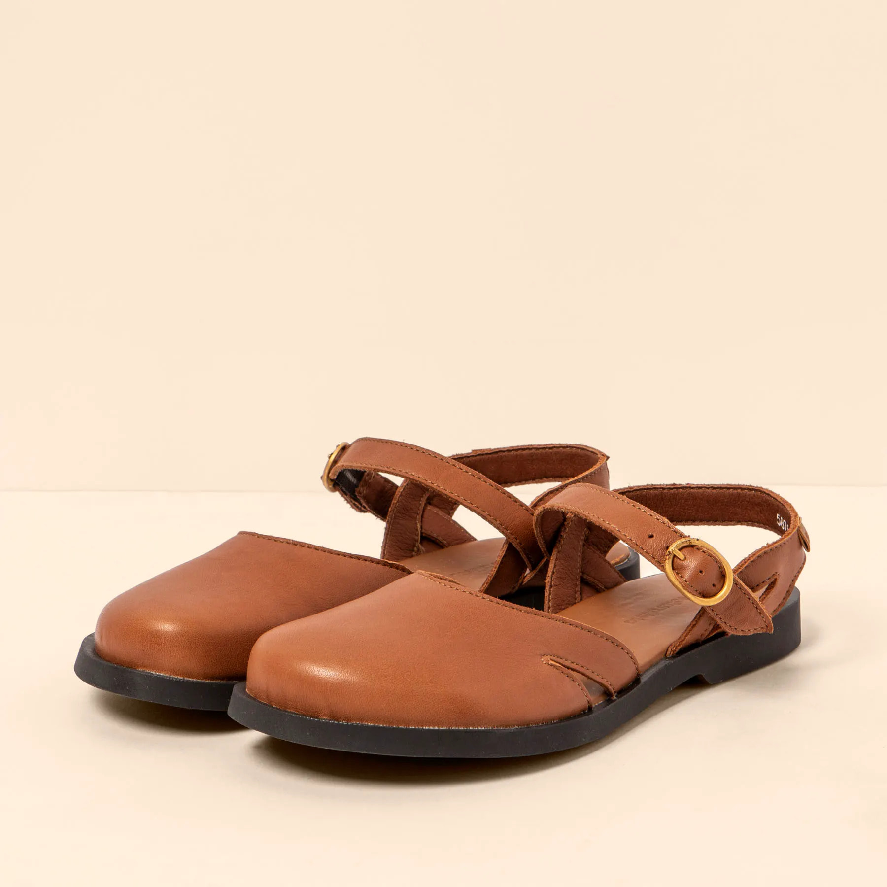 Sandalias N5874 SOFT NAPPA CUERO/ ARENISCA color Cuero